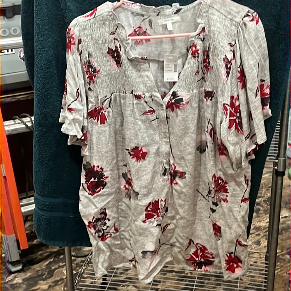 Maurice’s XL top.